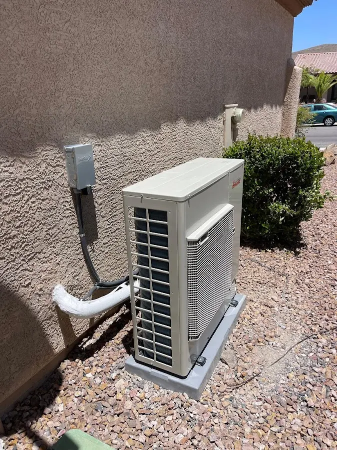 Residential air conditioning condenser unit in Mount Healthy